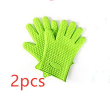 Load image into Gallery viewer, Food Grade Silicone mitts - Heat Resistant BBQ Glove.