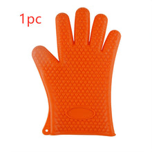 Load image into Gallery viewer, Food Grade Silicone mitts - Heat Resistant BBQ Glove.