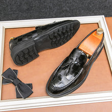 Load image into Gallery viewer, Pointed-toe / Slip-on Business Shoes.