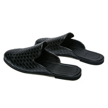 Load image into Gallery viewer, Men&#39;s  Closed Toe Half Slippers.