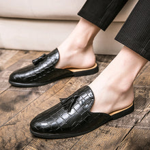 Load image into Gallery viewer, Men&#39;s Fashion  Slip-on Tassel  Leather Shoes.