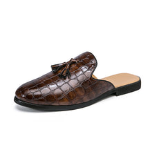 Load image into Gallery viewer, Men&#39;s Fashion  Slip-on Tassel  Leather Shoes.