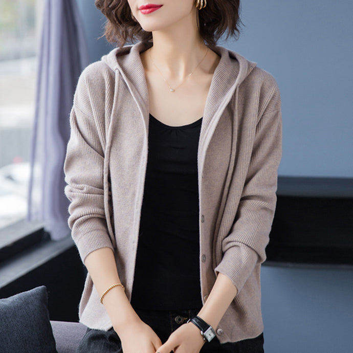 Fashion sweater-short jacket-outer wear.