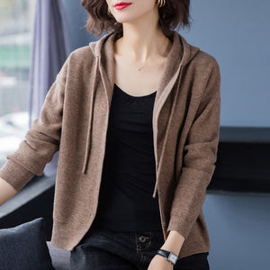 Fashion sweater-short jacket-outer wear.