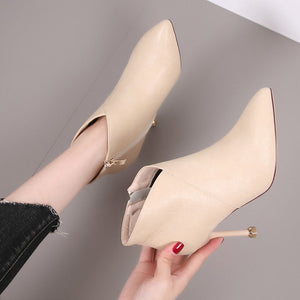 Pointed Toe-Stiletto High Heels.