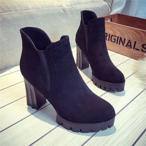 Waterproof platform-rough heel-suede short tube wind boots .