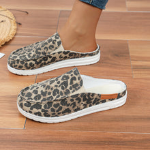 Load image into Gallery viewer, Leopard Print Semi-support Slip-on Shoes.