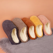 Load image into Gallery viewer, Indoor-Thick soled-Non slip-Warmth Thick Plush slippers.